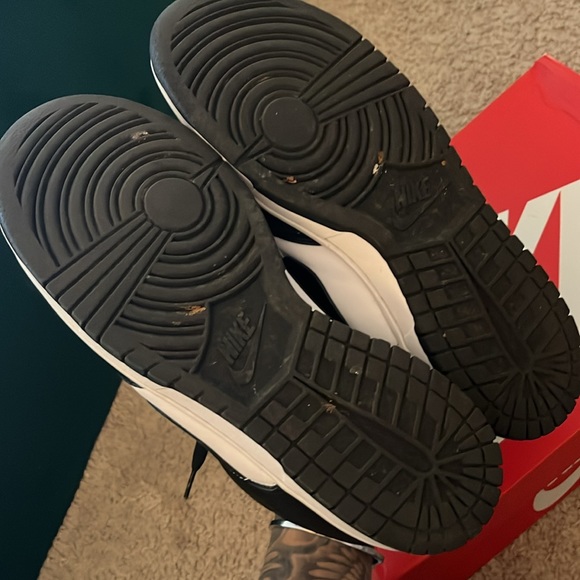 Low dunks - Picture 2 of 2